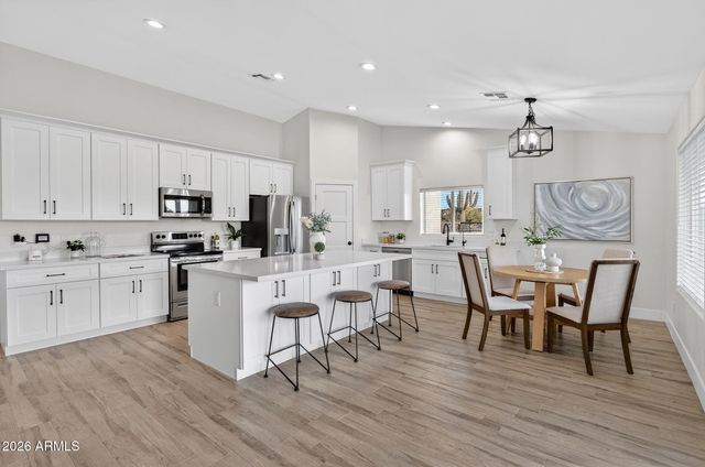 4063 W MOON DUST Trail, San Tan Valley, AZ 85144