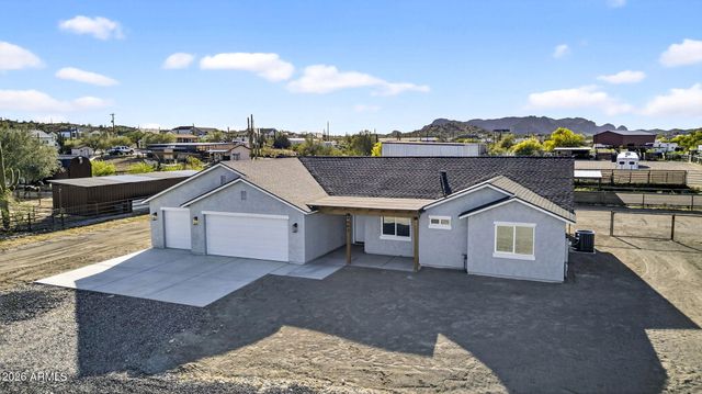 4063 W MOON DUST Trail, San Tan Valley, AZ 85144