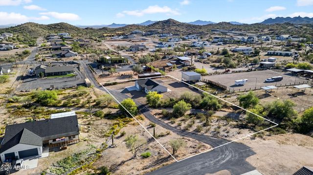 4063 W MOON DUST Trail, San Tan Valley, AZ 85144