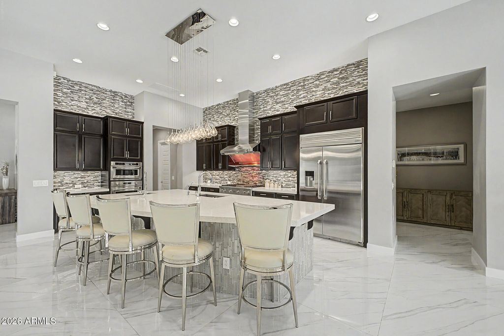 Image 15 of property listing at 2087 E ARIS Drive, Gilbert, AZ 85298