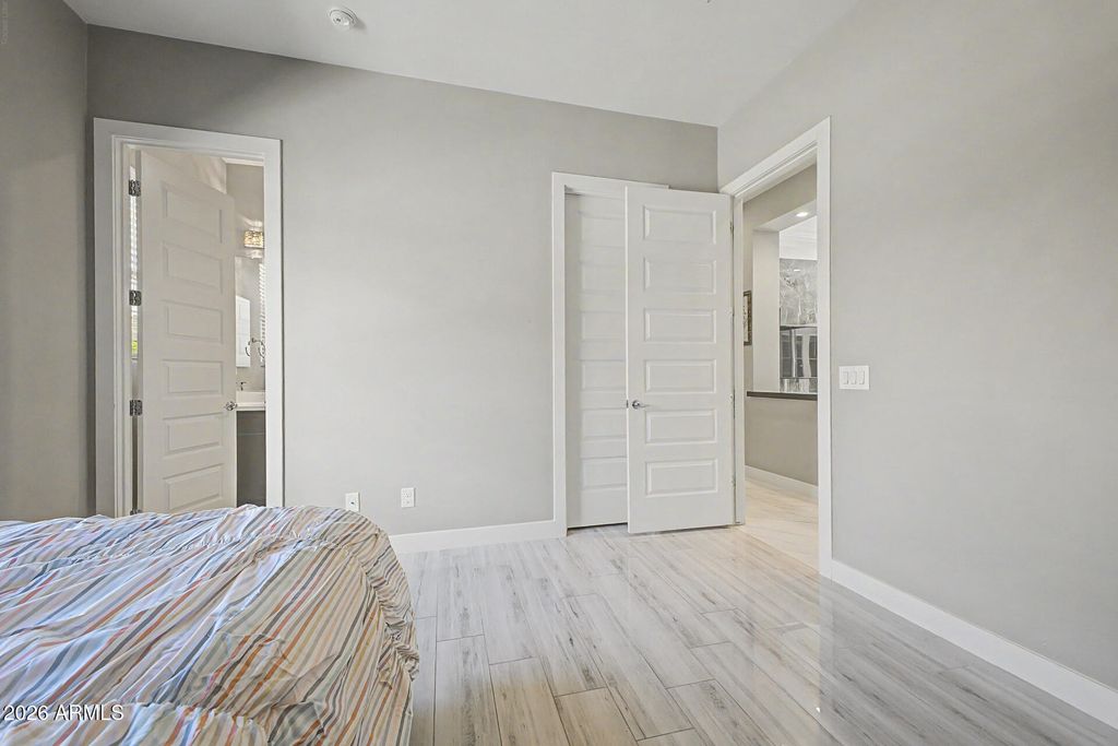 Image 31 of property listing at 2087 E ARIS Drive, Gilbert, AZ 85298