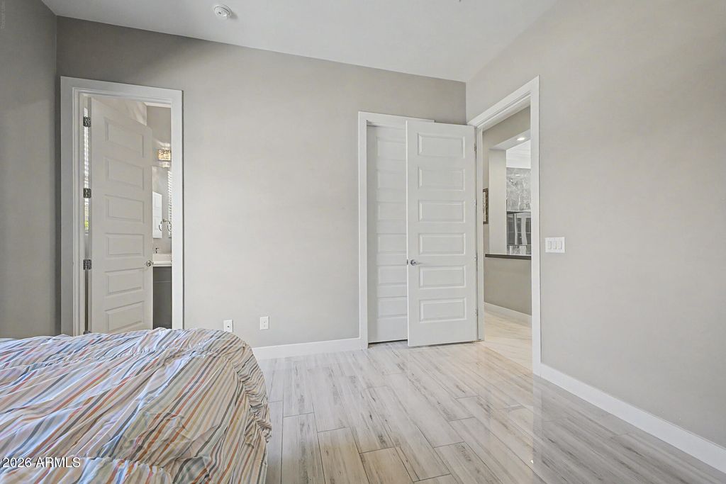 Image 38 of property listing at 2087 E ARIS Drive, Gilbert, AZ 85298