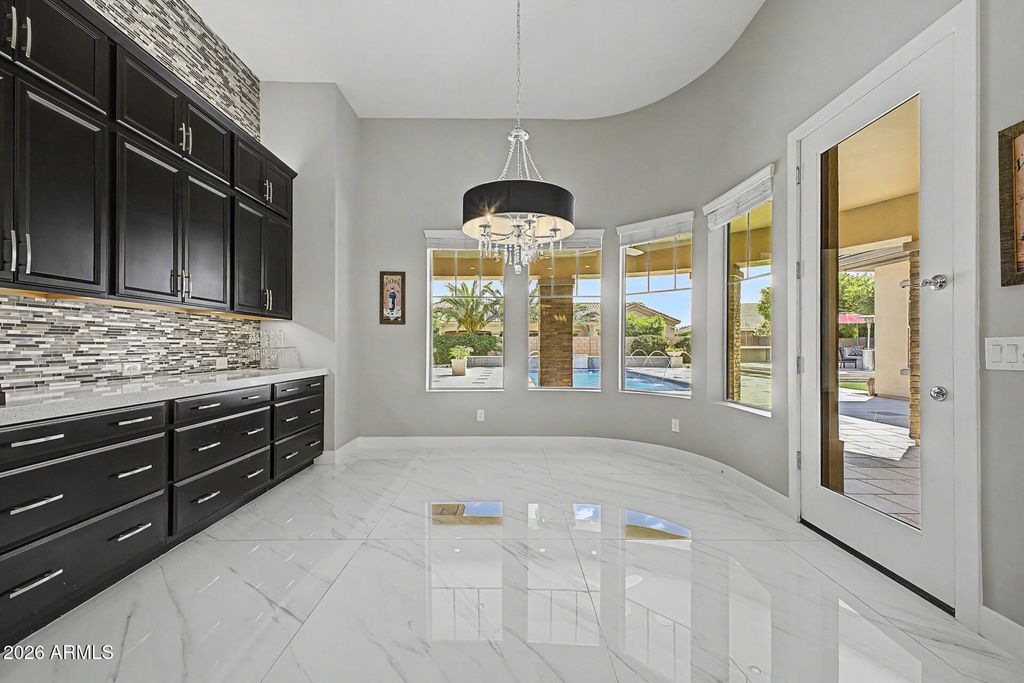 Image 52 of property listing at 2087 E ARIS Drive, Gilbert, AZ 85298