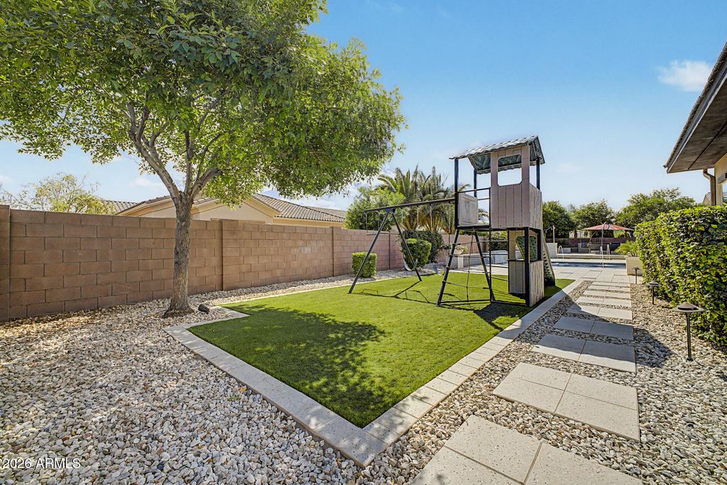 Image 81 of property listing at 2087 E ARIS Drive, Gilbert, AZ 85298