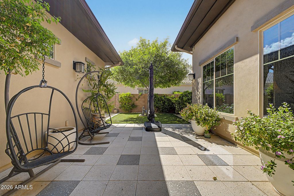 Image 82 of property listing at 2087 E ARIS Drive, Gilbert, AZ 85298