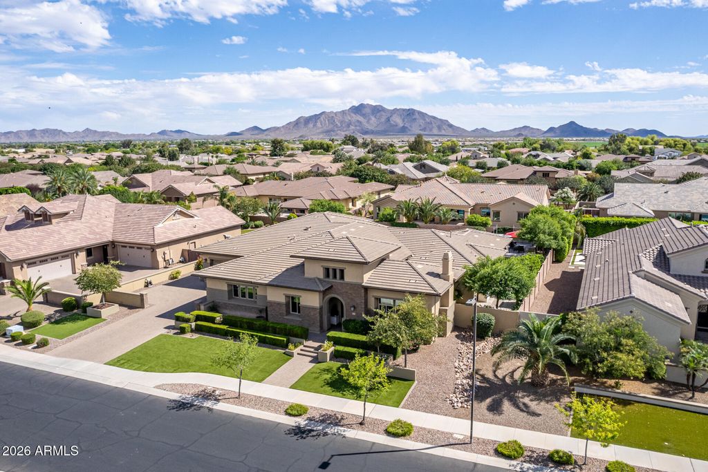 Image 90 of property listing at 2087 E ARIS Drive, Gilbert, AZ 85298