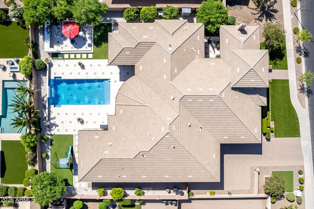 Image 93 of property listing at 2087 E ARIS Drive, Gilbert, AZ 85298