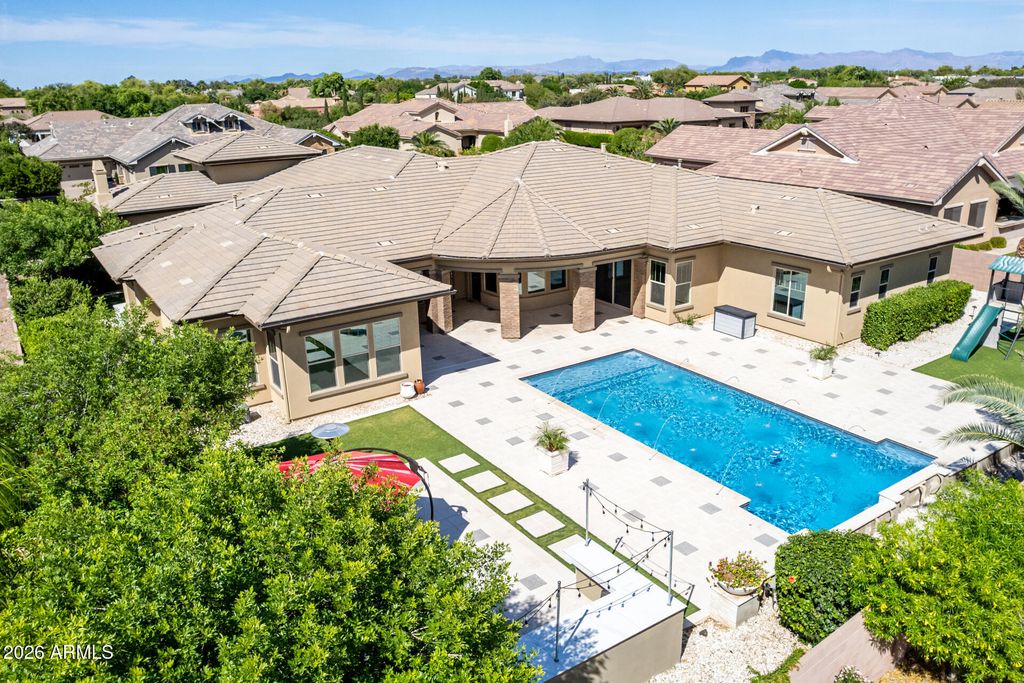 Image 96 of property listing at 2087 E ARIS Drive, Gilbert, AZ 85298