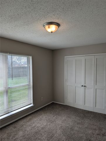 6912 Westglen Drive, Fort Worth, TX 76133