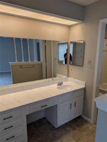 6912 Westglen Drive, Fort Worth, TX 76133