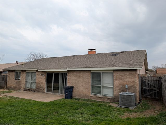 6912 Westglen Drive, Fort Worth, TX 76133