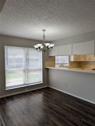 6912 Westglen Drive, Fort Worth, TX 76133