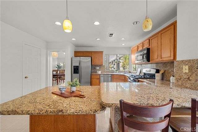 26334 Emerald Dove, Valencia, CA 91355