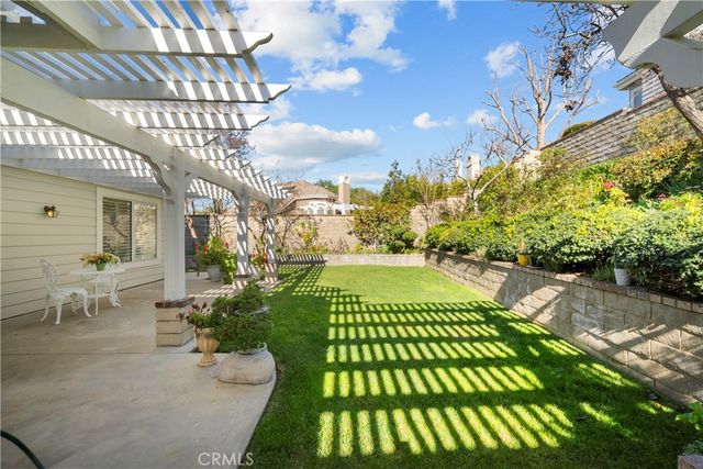 26334 Emerald Dove, Valencia, CA 91355