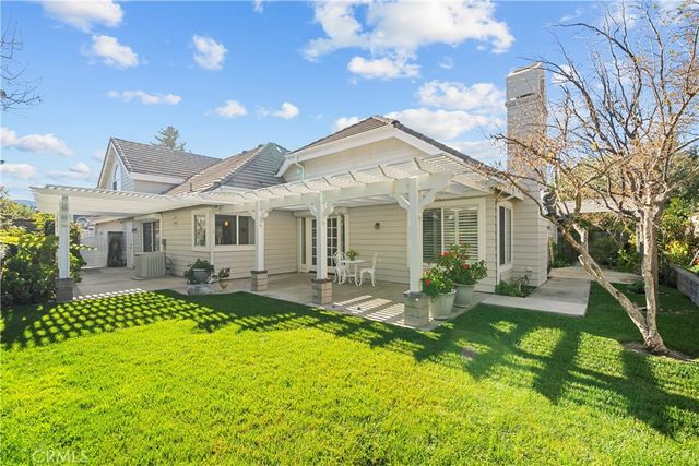 26334 Emerald Dove, Valencia, CA 91355