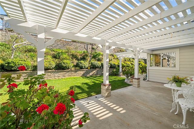 26334 Emerald Dove, Valencia, CA 91355