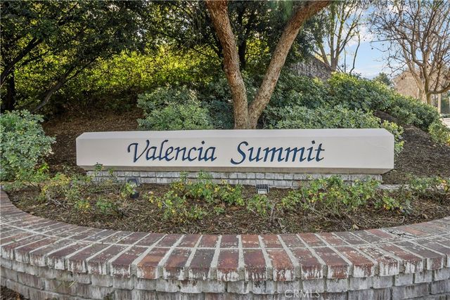 26334 Emerald Dove, Valencia, CA 91355