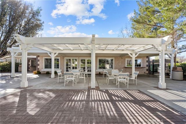 26334 Emerald Dove, Valencia, CA 91355