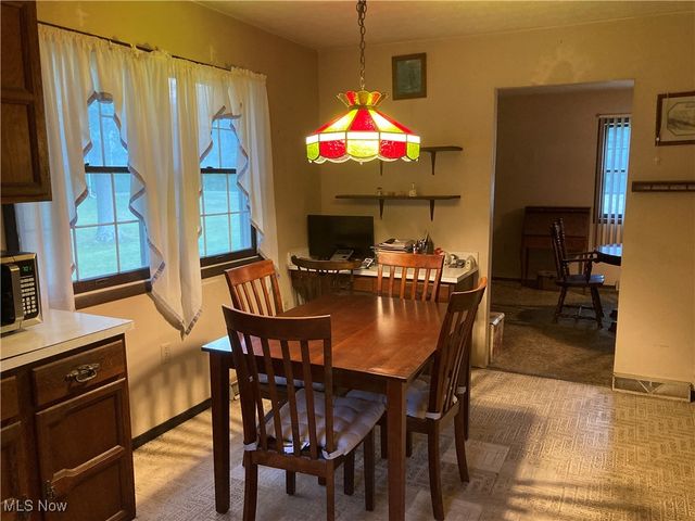 1283 Stillwagon Road SE, Warren, OH 44484