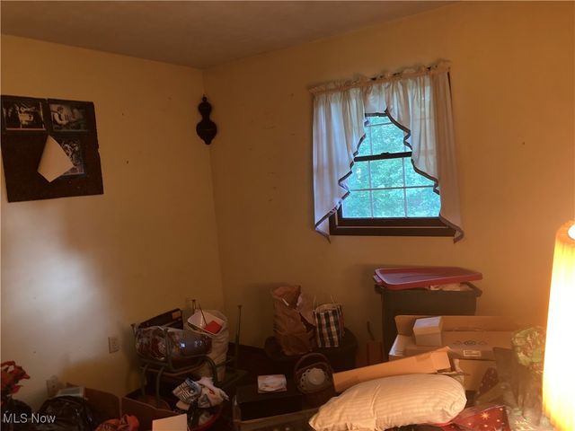 1283 Stillwagon Road SE, Warren, OH 44484