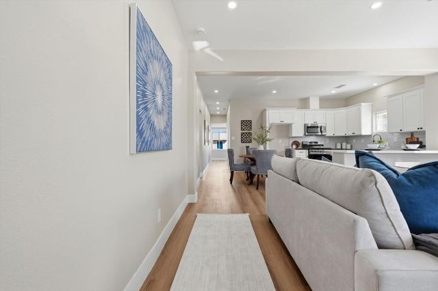 1225 Union Street, Kingsburg, CA 93631