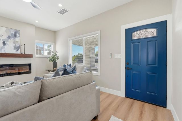 1225 Union Street, Kingsburg, CA 93631