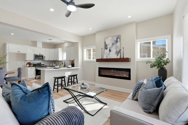 1225 Union Street, Kingsburg, CA 93631