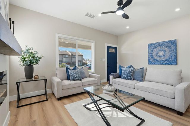 1225 Union Street, Kingsburg, CA 93631