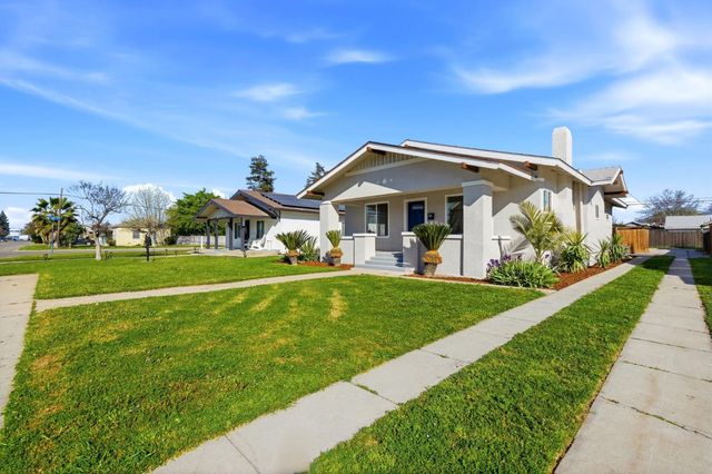 1225 Union Street, Kingsburg, CA 93631