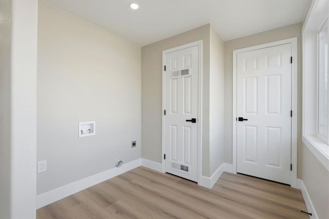 1225 Union Street, Kingsburg, CA 93631