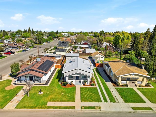 1225 Union Street, Kingsburg, CA 93631