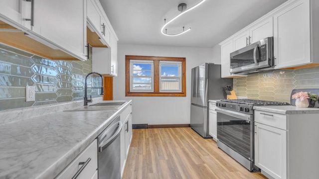 715 N 14th STREET, Sheboygan, WI 53081