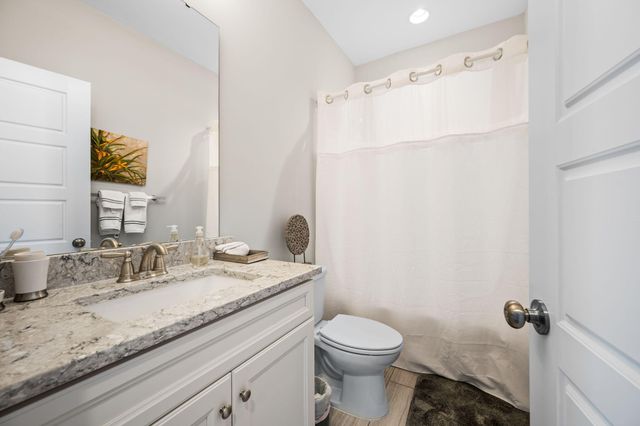 2916 Eddy Drive, Mount Pleasant, SC 29466