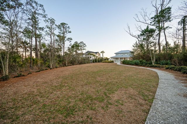 2916 Eddy Drive, Mount Pleasant, SC 29466