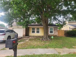 10115 Mill Shadow Drive, Houston, TX 77070