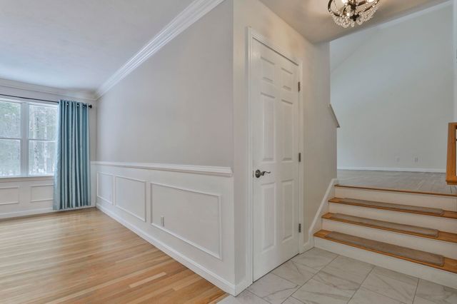 37 Coles Way, Atkinson, NH 03811