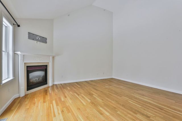 37 Coles Way, Atkinson, NH 03811