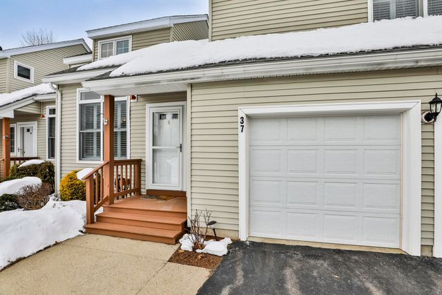 37 Coles Way, Atkinson, NH 03811