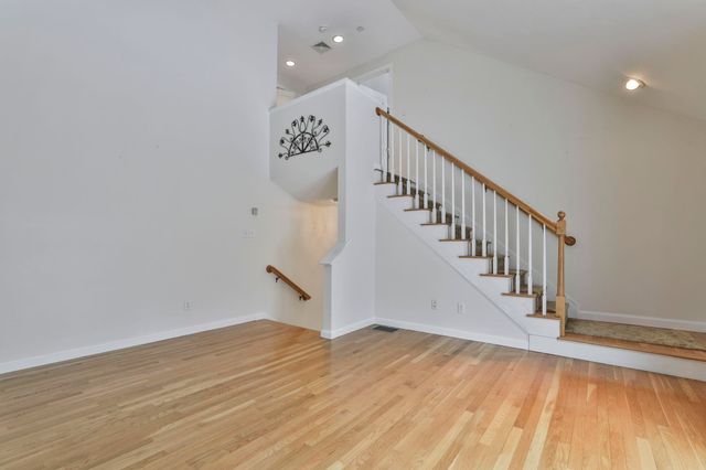 37 Coles Way, Atkinson, NH 03811