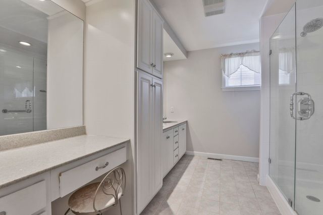 37 Coles Way, Atkinson, NH 03811