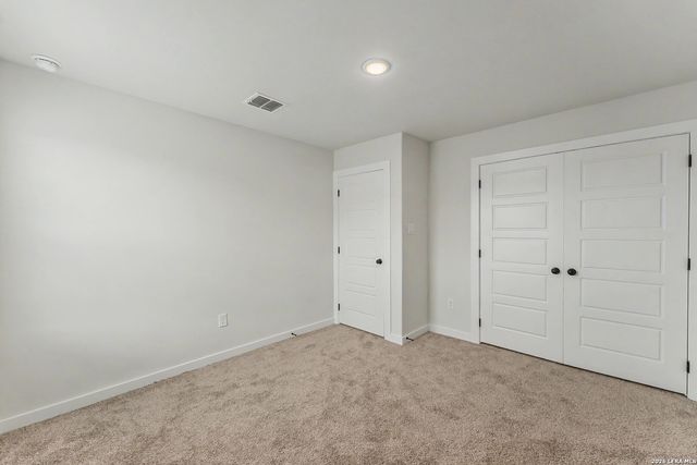 16515 ROSEMARY RDG, Elmendorf, TX 78112