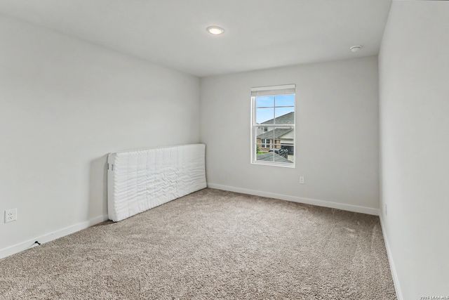 16515 ROSEMARY RDG, Elmendorf, TX 78112