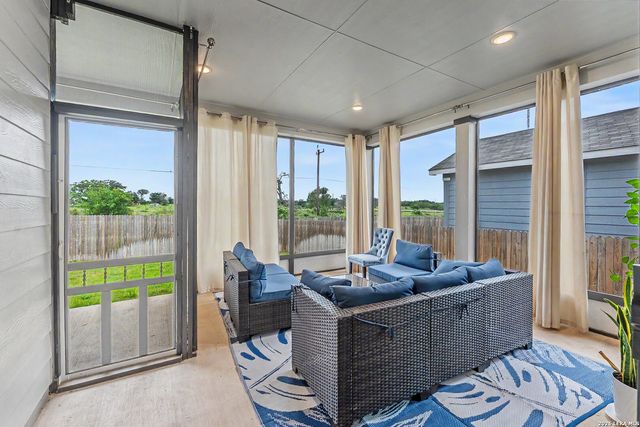 16515 ROSEMARY RDG, Elmendorf, TX 78112