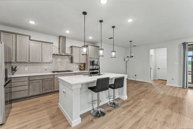 16515 ROSEMARY RDG, Elmendorf, TX 78112