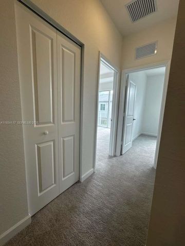 632 SE 14th Ct 632, Homestead, FL 33034