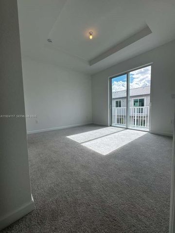 632 SE 14th Ct 632, Homestead, FL 33034