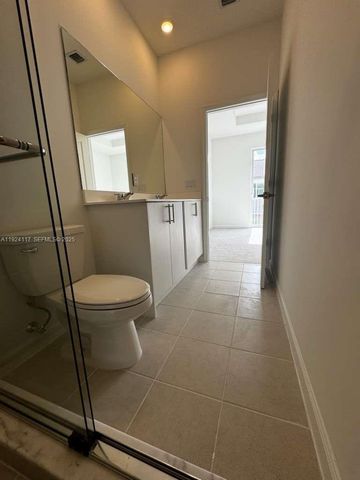 632 SE 14th Ct 632, Homestead, FL 33034