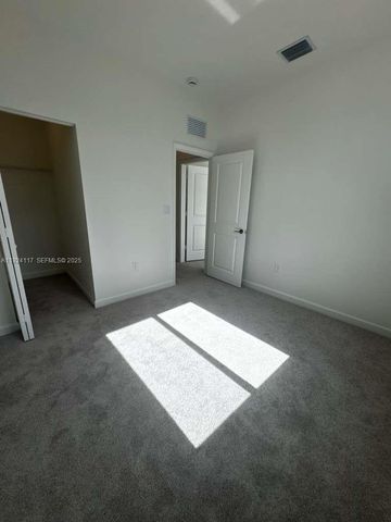 632 SE 14th Ct 632, Homestead, FL 33034