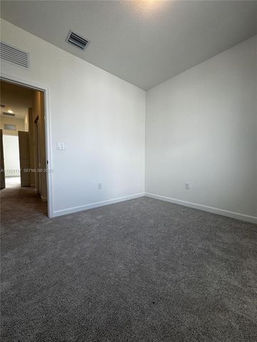 632 SE 14th Ct 632, Homestead, FL 33034