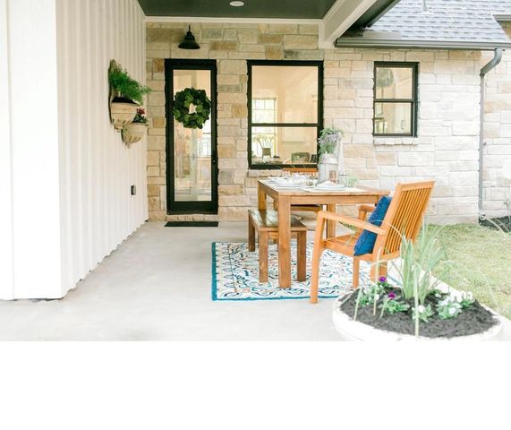 987 Pauls Mill Road, Versailles, KY 40383